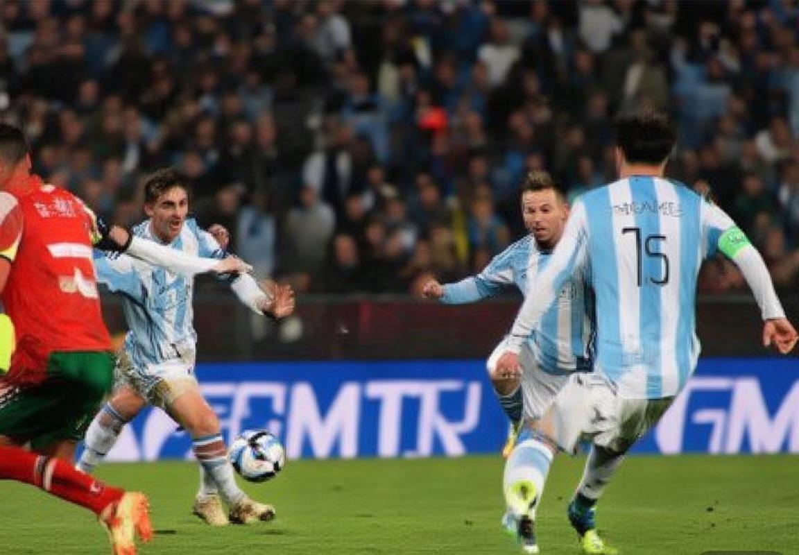 阿根廷VS玻利维亚：梅西领衔精彩对决，平局背后的激情碰撞(图2)